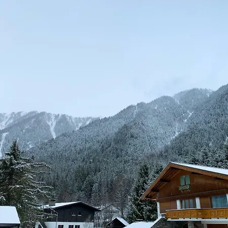 Maya, La Praz, Mont Blanc Apartament *